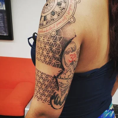 Yeniel Hernandez tattoo 050