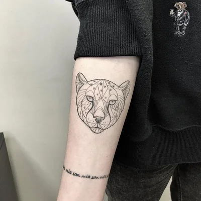 Julia Shpadyreva tattoo 039