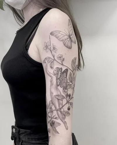 Julia Shpadyreva tattoo 045