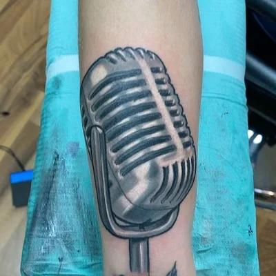 Shred tattoo 044