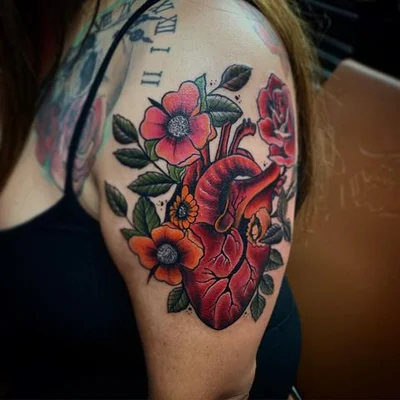 Erick Castañeda tattoo 007