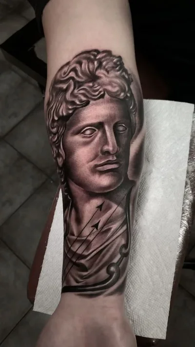 Erick Castañeda tattoo 008