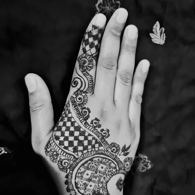 Shumaila Henna tattoo 015