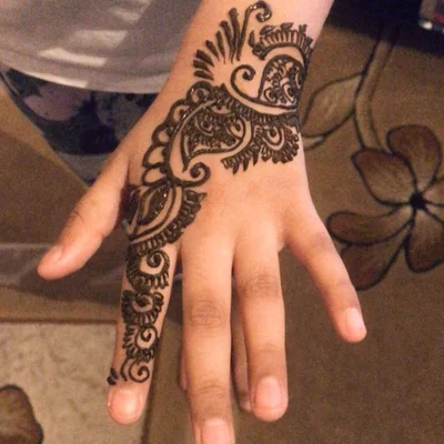 Shumaila Henna tattoo 032