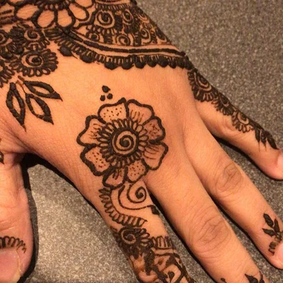 Shumaila Henna tattoo 033
