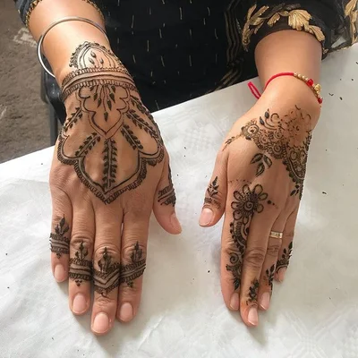 Shumaila Henna tattoo 035