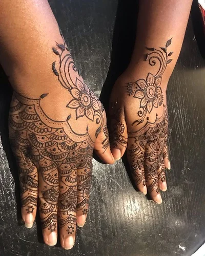 Shumaila Henna tattoo 038