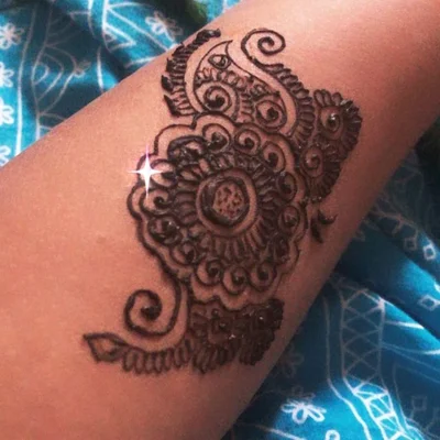 Shumaila Henna tattoo 047