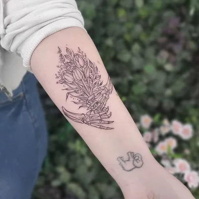 Sasha K tattoo 039