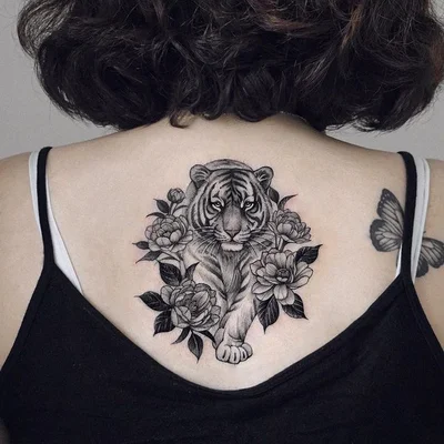 Sia tattoo 013