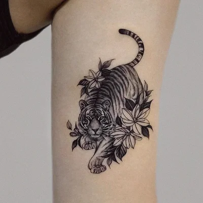 Sia tattoo 029