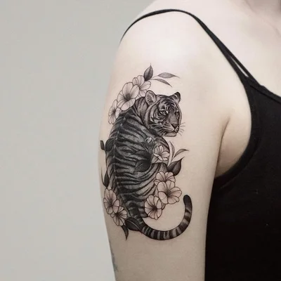 Sia tattoo 031