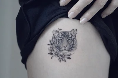 Sia tattoo 045