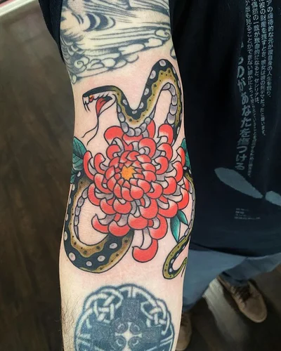 Sean Lanusse tattoo 048