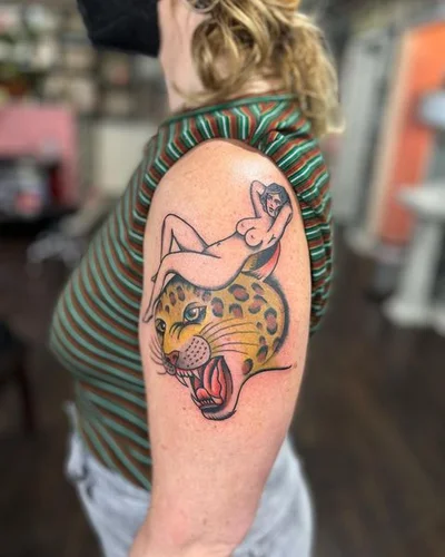 Sean Lanusse tattoo 049