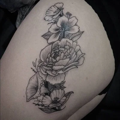 Sideshow Tattoo and Piercing tattoo 019