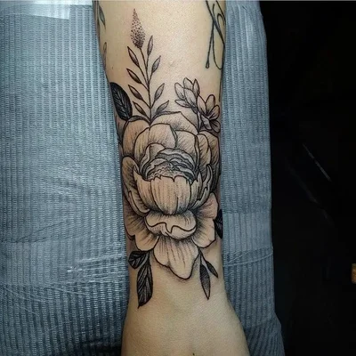 Sideshow Tattoo and Piercing tattoo 028