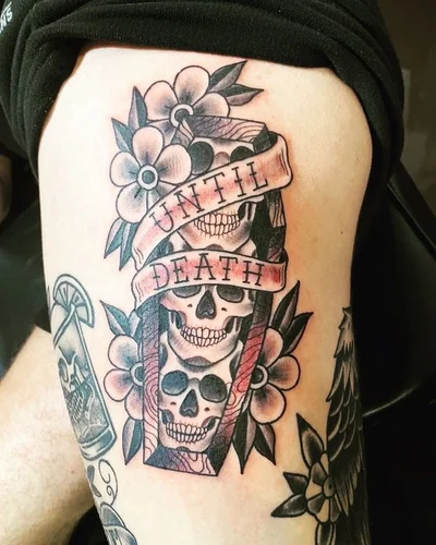 Sideshow Tattoo and Piercing tattoo 047