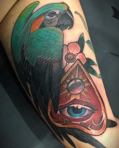 Sideshow Tattoo and Piercing tattoo 048
