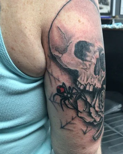 Shaun Glover tattoo 041