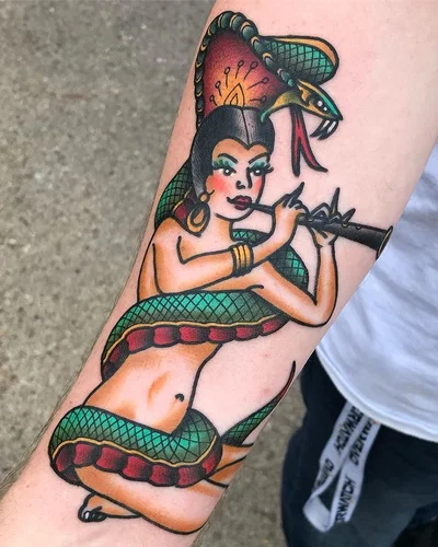 Siena Coronado tattoo 008