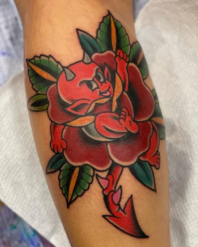 Siena Coronado tattoo 033
