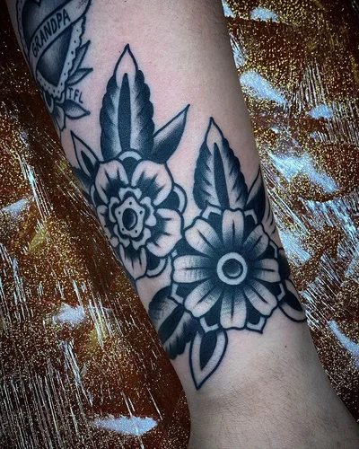 Siena Coronado tattoo 037