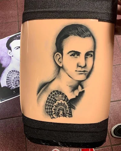 Siena Coronado tattoo 042