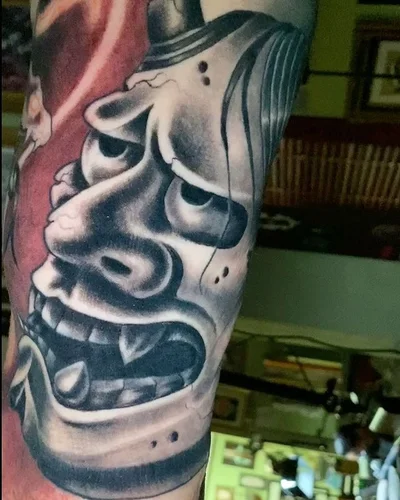 Sierra Colt tattoo 012