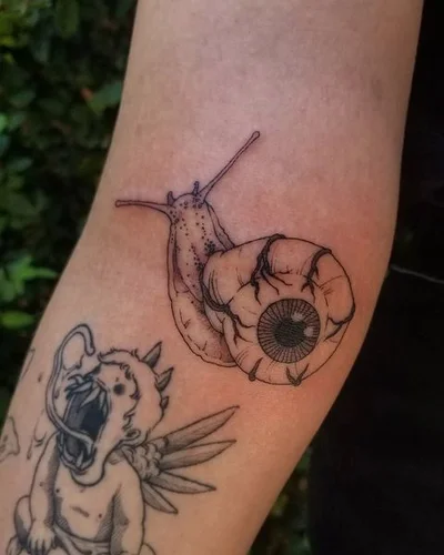 Silky Wong tattoo 011