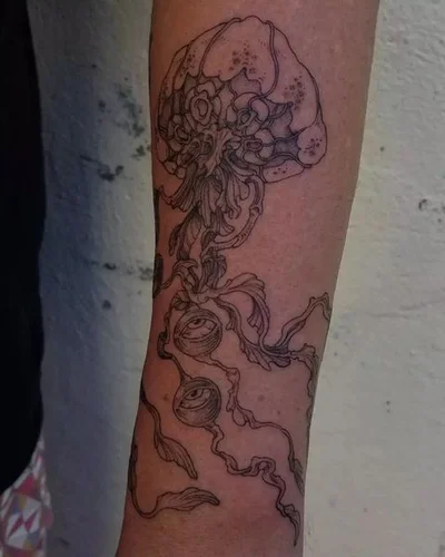 Silky Wong tattoo 038