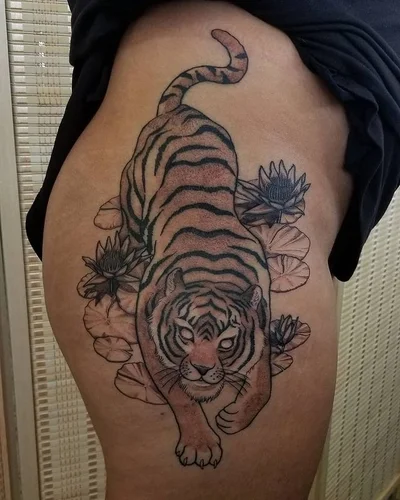 Silky Wong tattoo 046