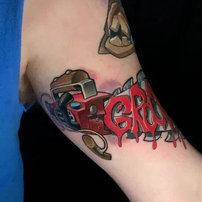 Joshua Wilson tattoo 010
