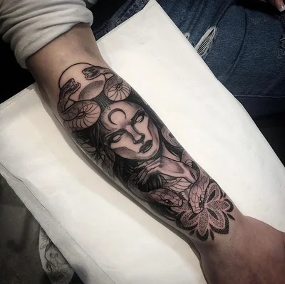 Silver Needles Tattoo Studio tattoo 021
