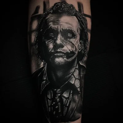 Simon tattoo 045
