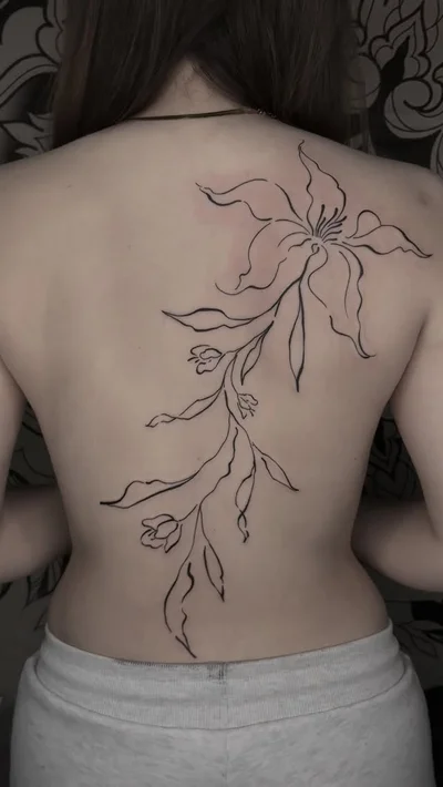 Simona Petrux tattoo ig_008