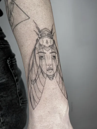 Simona Petrux tattoo ig_019