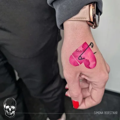 Simona Borstnar tattoo 042