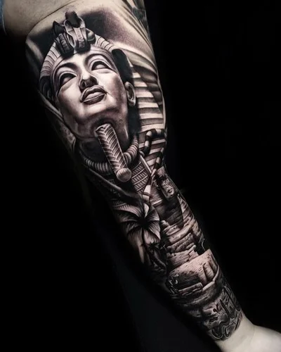 Simon Bravo tattoo 007
