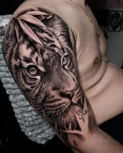Simon Bravo tattoo 008