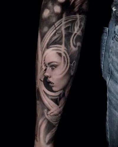 Simon Bravo tattoo 009
