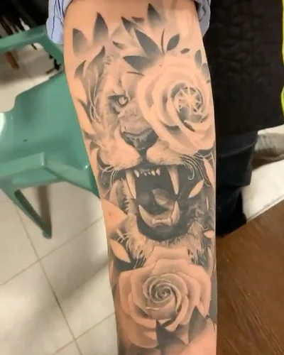 Simon Michel tattoo 021