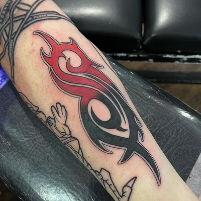 Simon Paul Thomas tattoo 039
