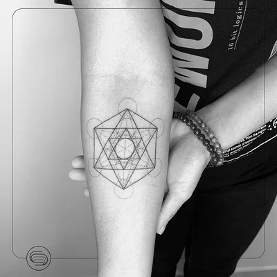 Simon Hanna tattoo 012