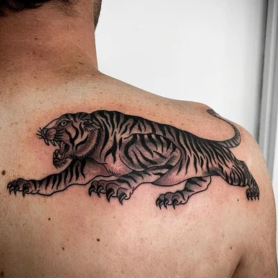 Simon Velez tattoo 027