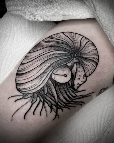 𝔖𝔦𝔫𝔞𝔥 tattoo 048