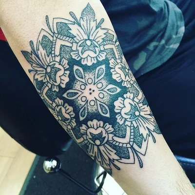 Andrew Grierson tattoo 037