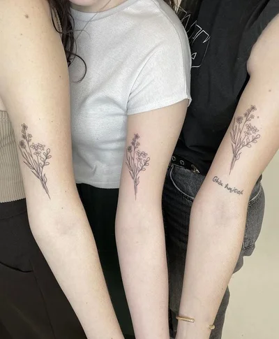 Singulier Tattoo tattoo 042