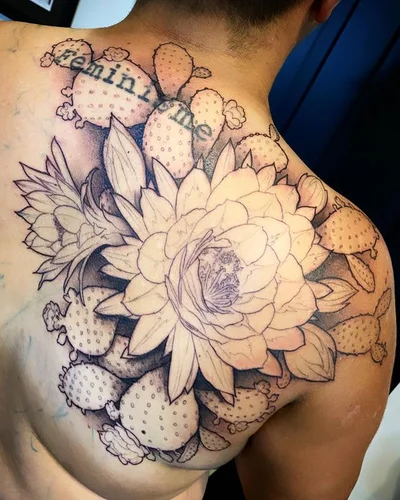 Jessica Brennan tattoo 034