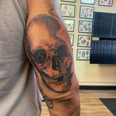 Jesse Corven tattoo 007